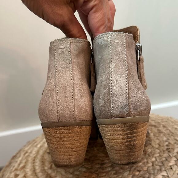 FRYE Judith Double Zip Ankle Bootie Ash/Taupe Suede Pointed Toe Size 6.5 - Picture 6 of 8